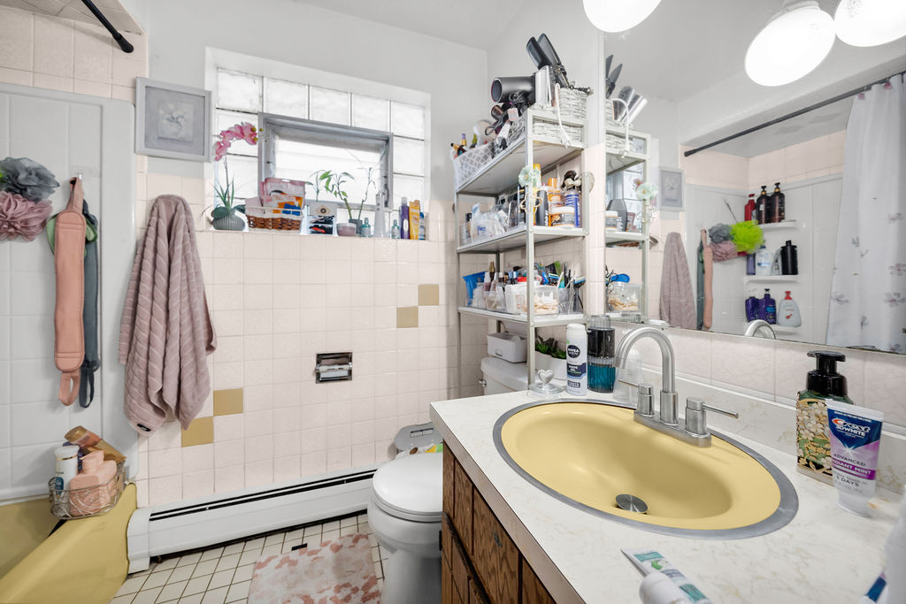 12671283 Property Photo 17