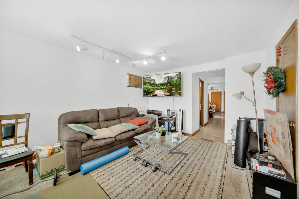 12671283 Property Photo 19