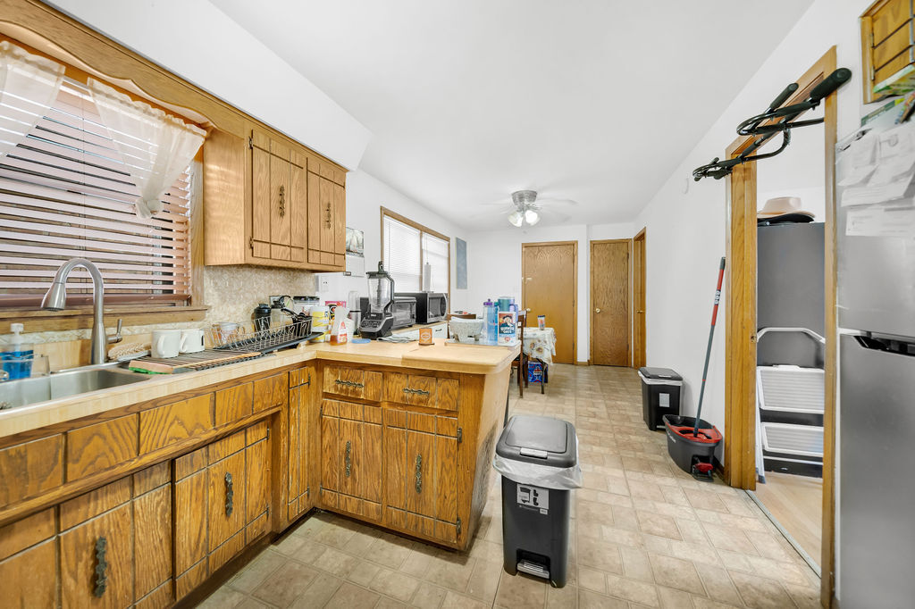 12671283 Property Photo 25