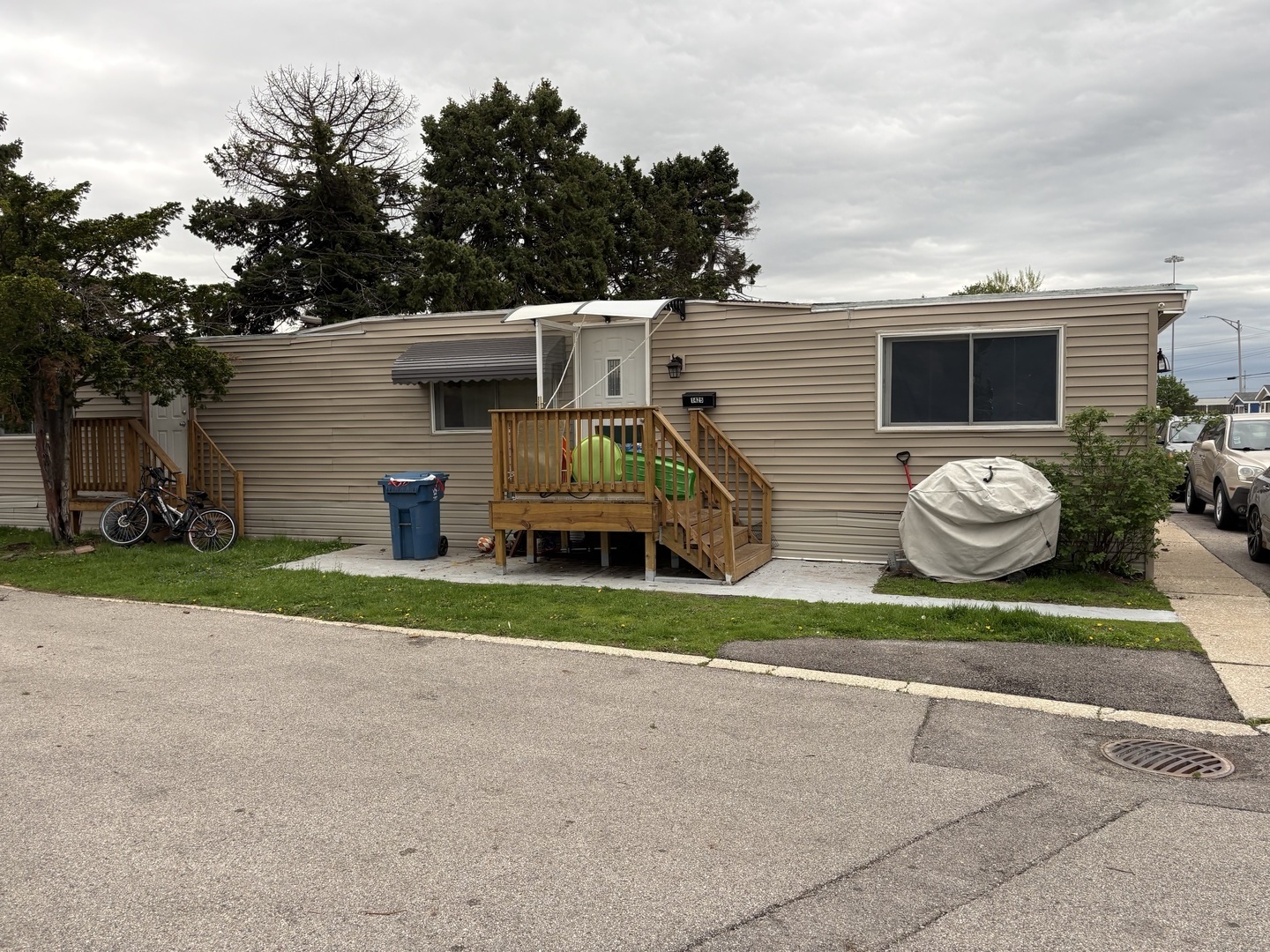 1425 N 43 Avenue Property Photo 1