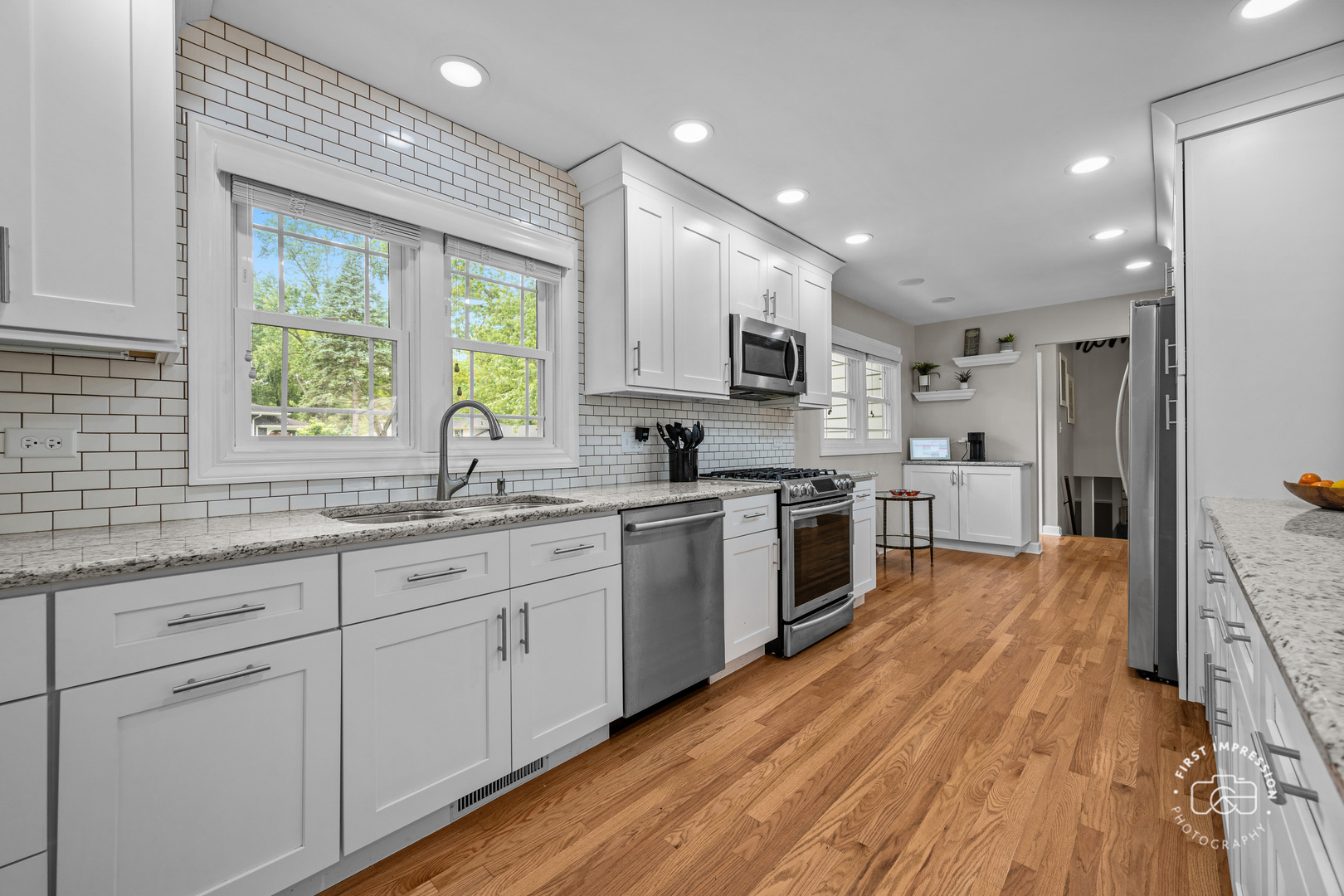 325 Hemlock Lane Property Photo 4