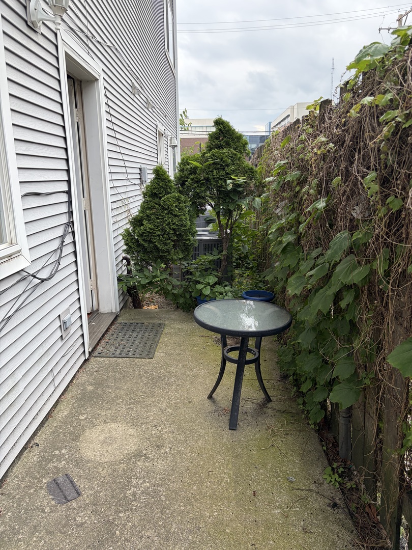 425 S Harvey Avenue E Property Photo 5