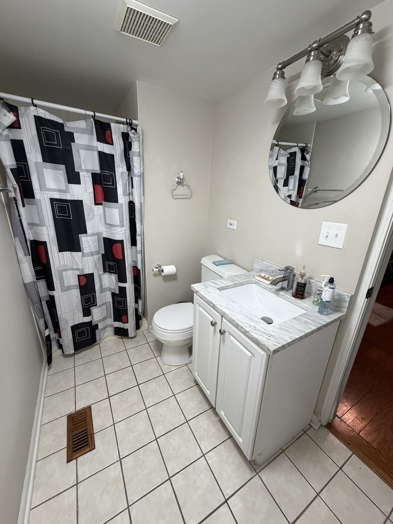 425 S Harvey Avenue E Property Photo 6
