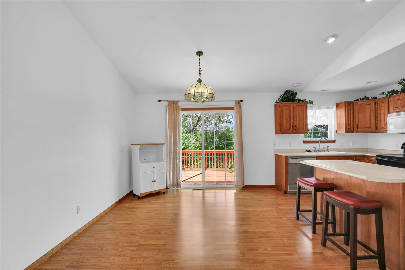 705 Erin Drive Property Photo 10