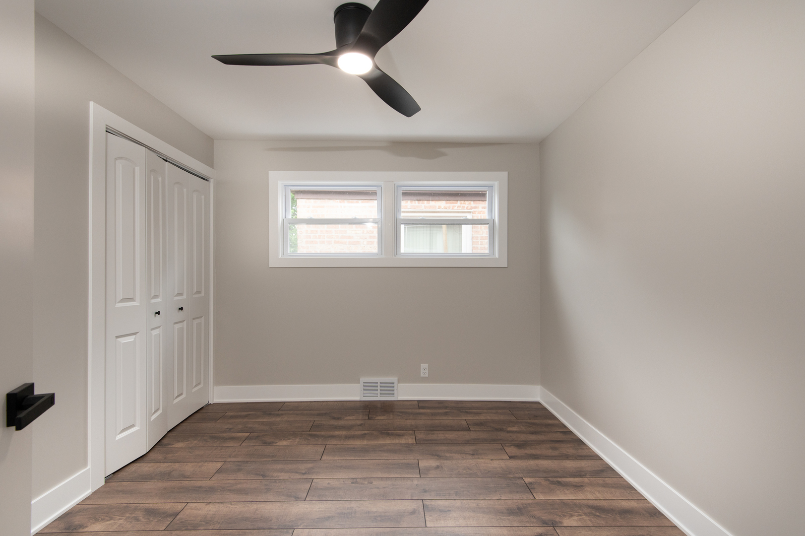 10338 S Vernon Avenue Property Photo 21