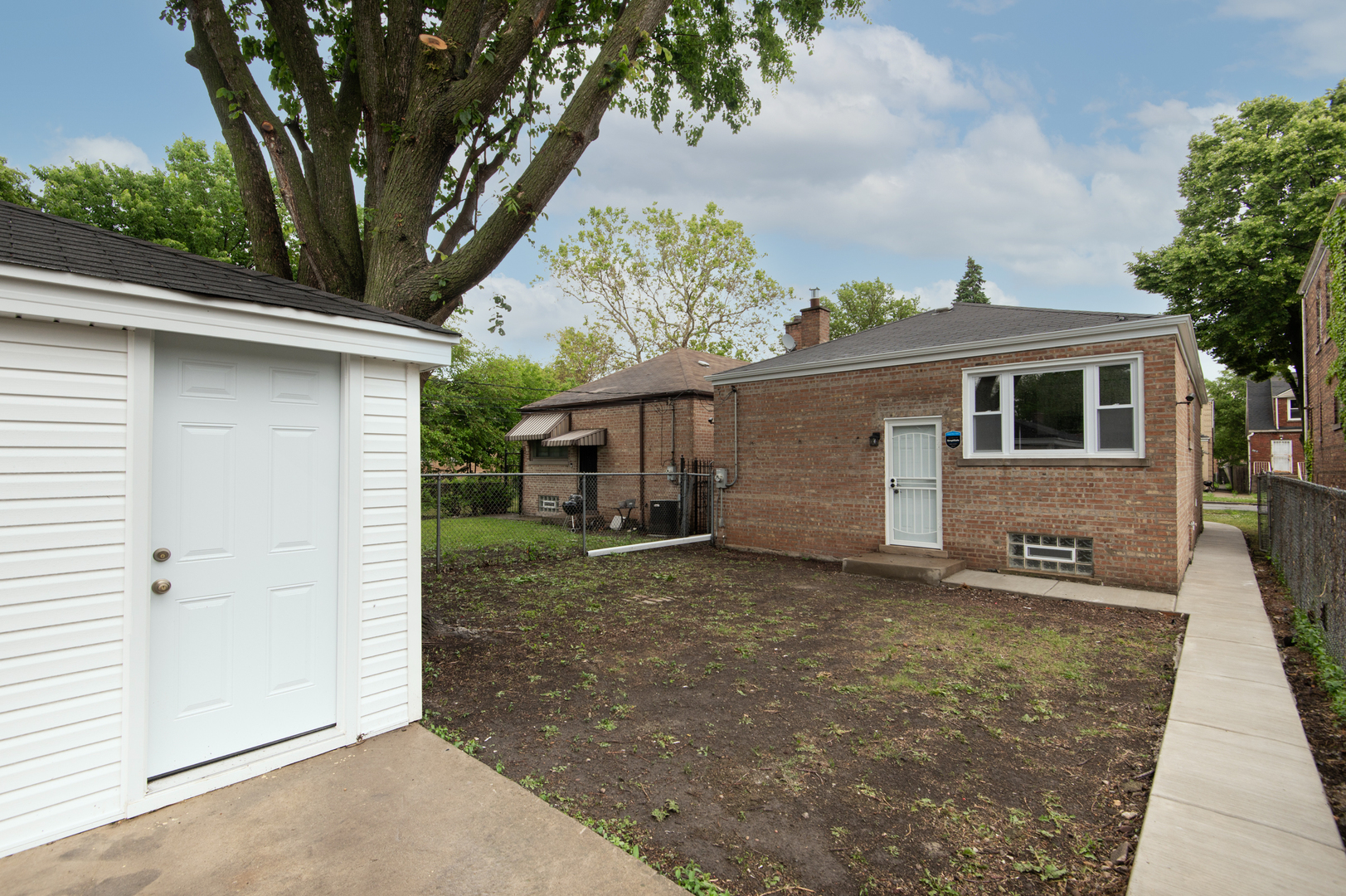 10338 S Vernon Avenue Property Photo 35