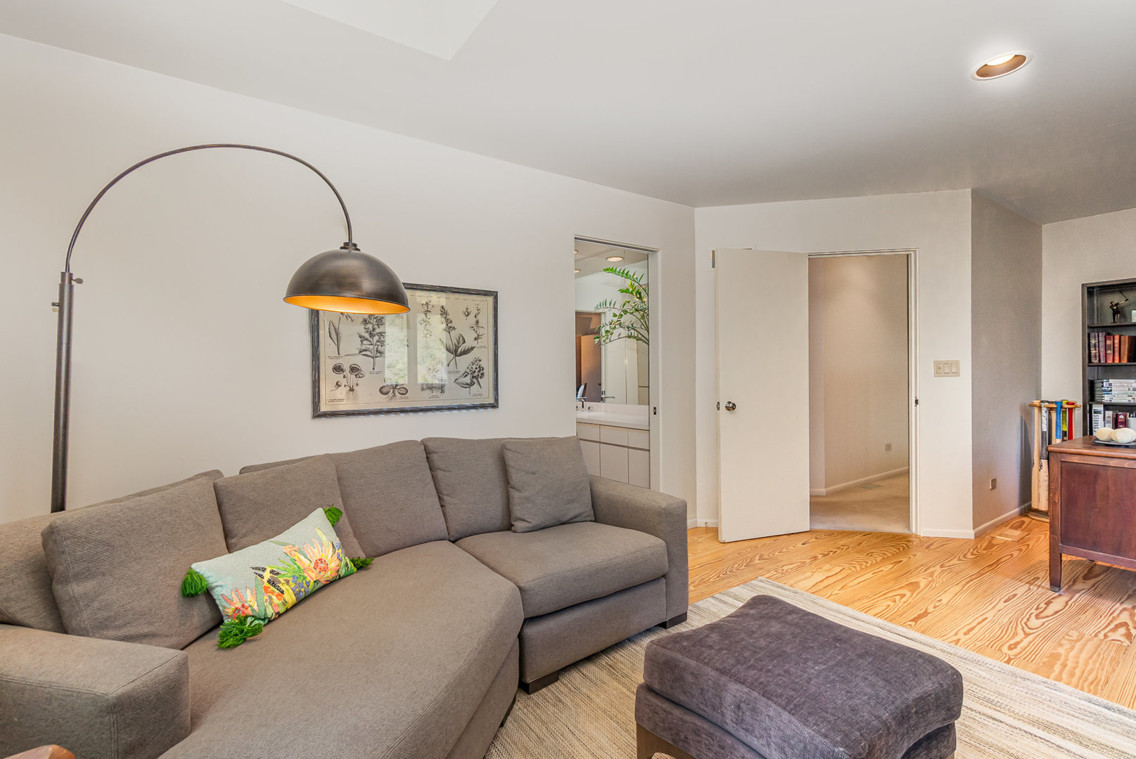 12671475 Property Photo 27