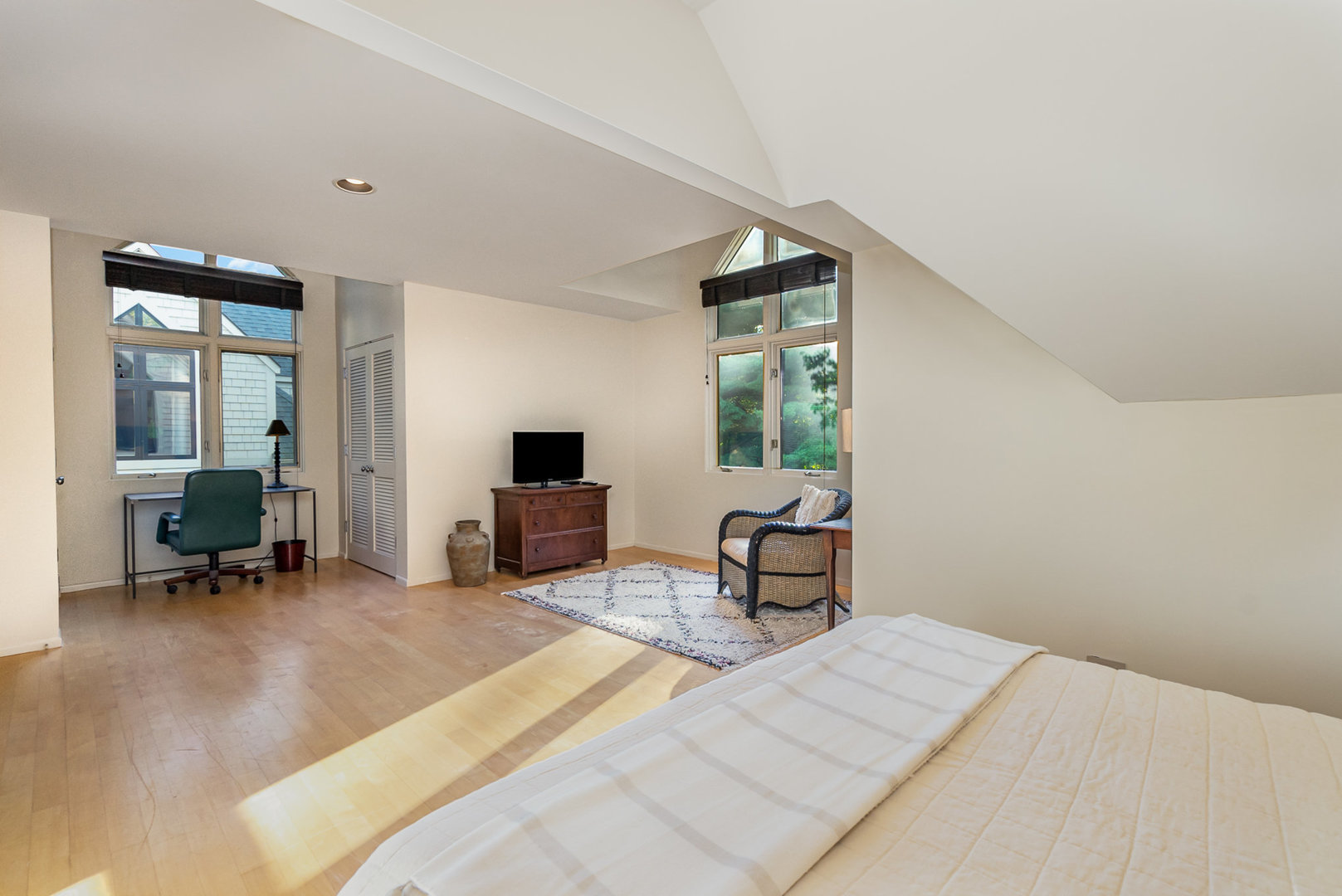 12671475 Property Photo 30