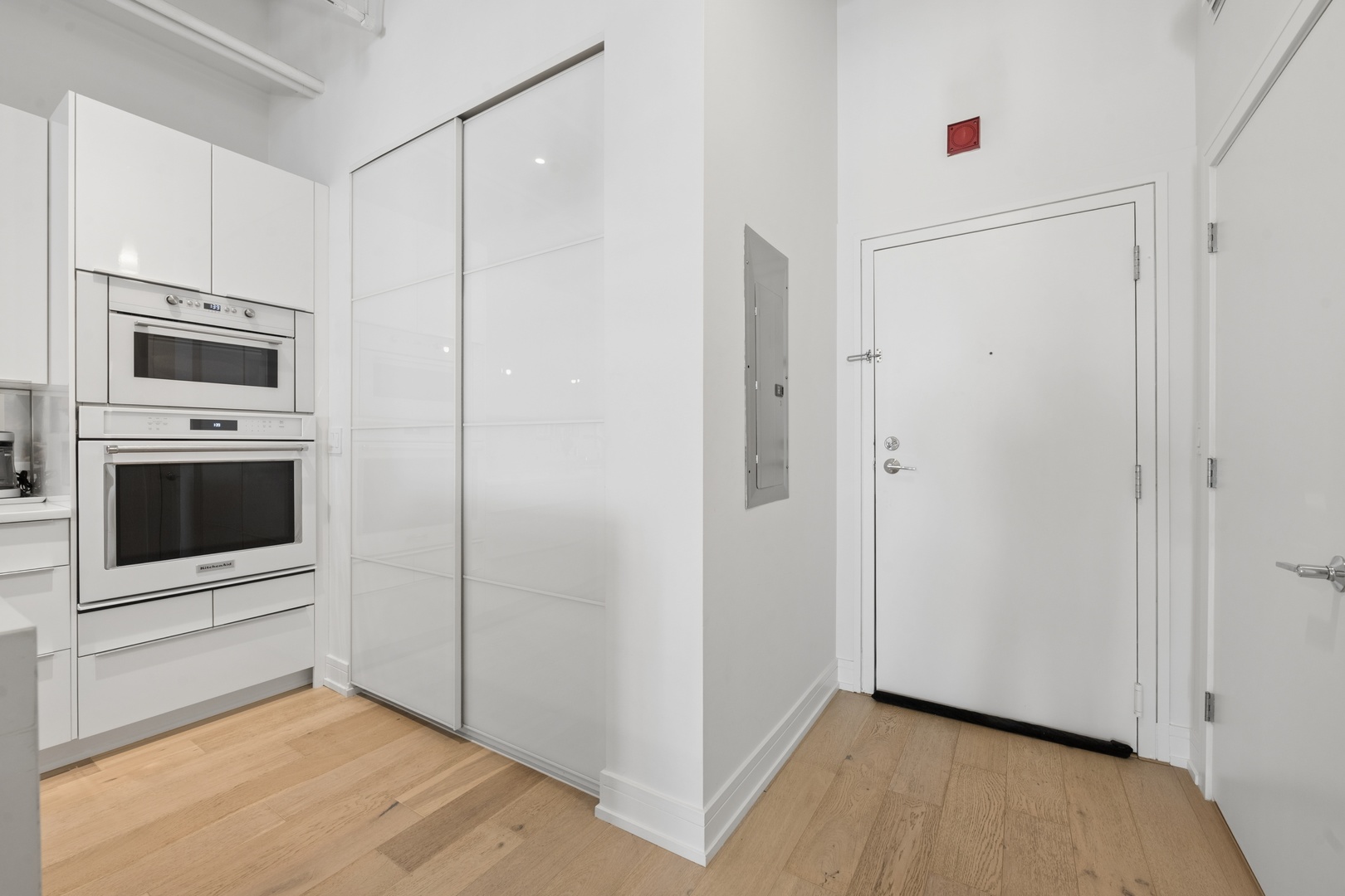 20 N State Street 410 Property Photo 22