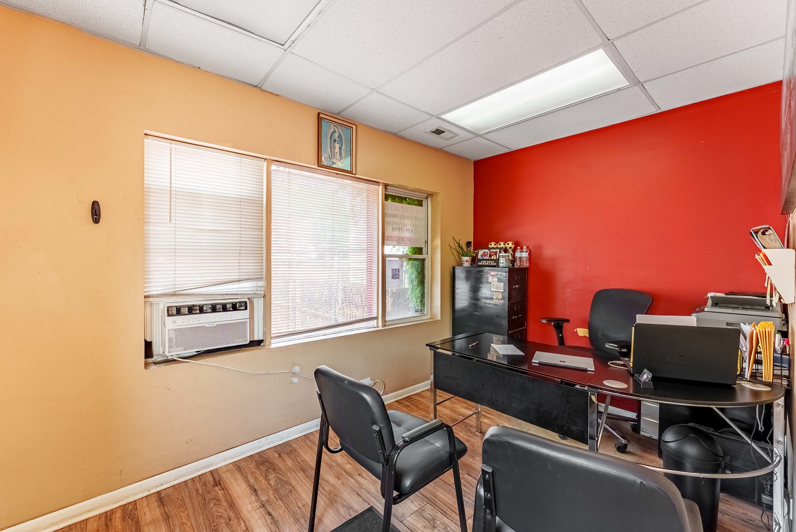 2051 N Cicero Avenue Property Photo 12