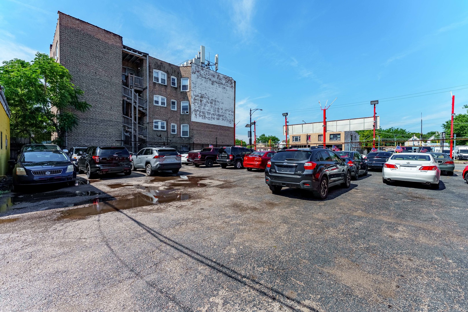2051 N Cicero Avenue Property Photo 22