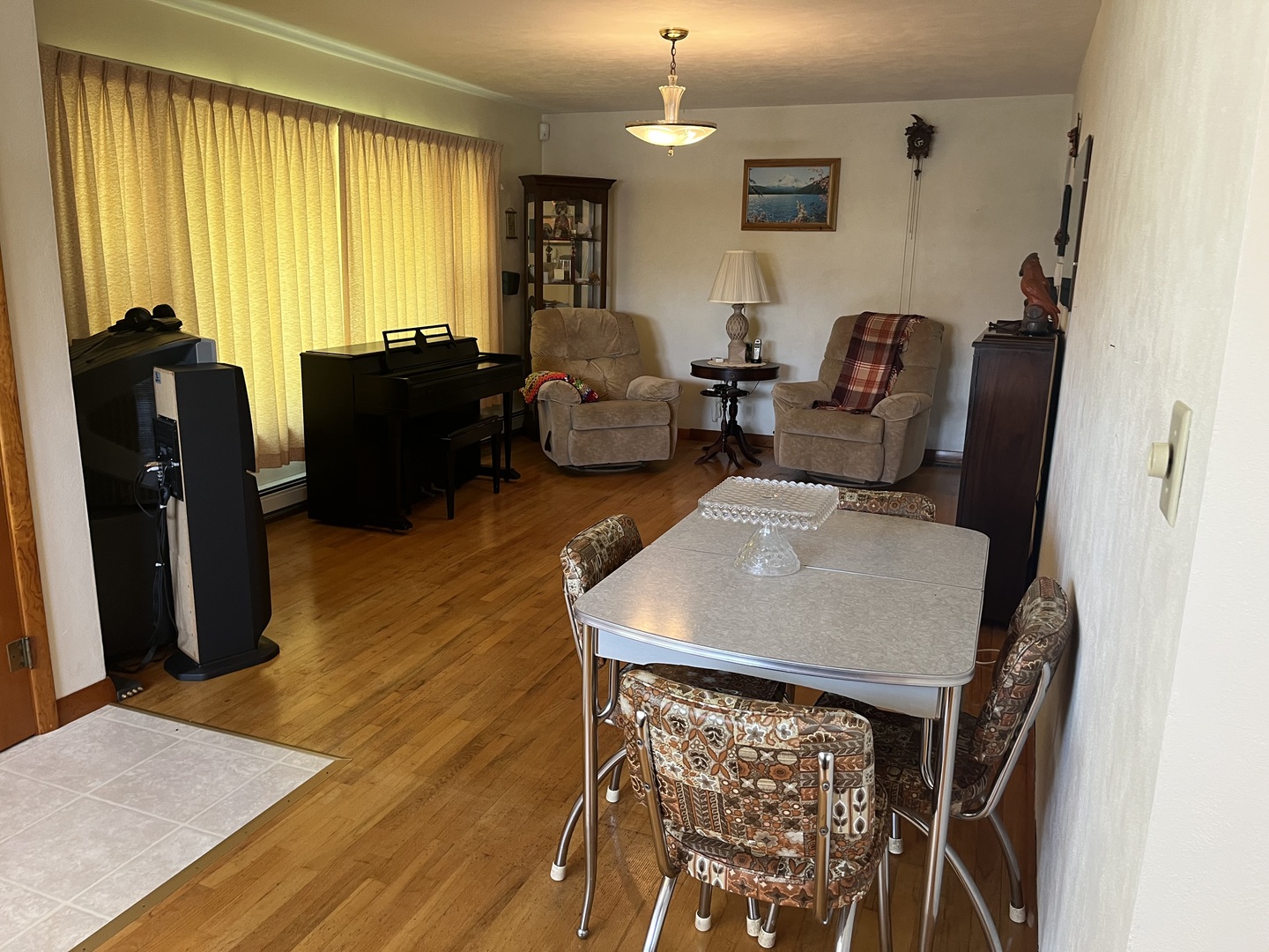 538 Dwight Street Property Photo 6