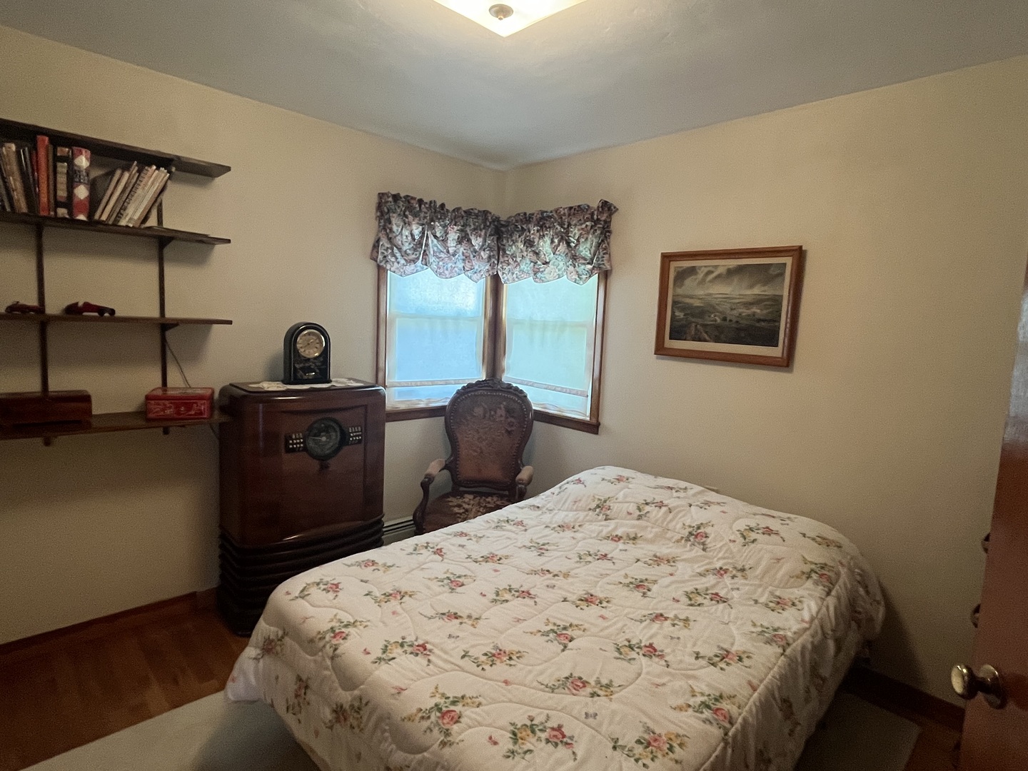 538 Dwight Street Property Photo 9