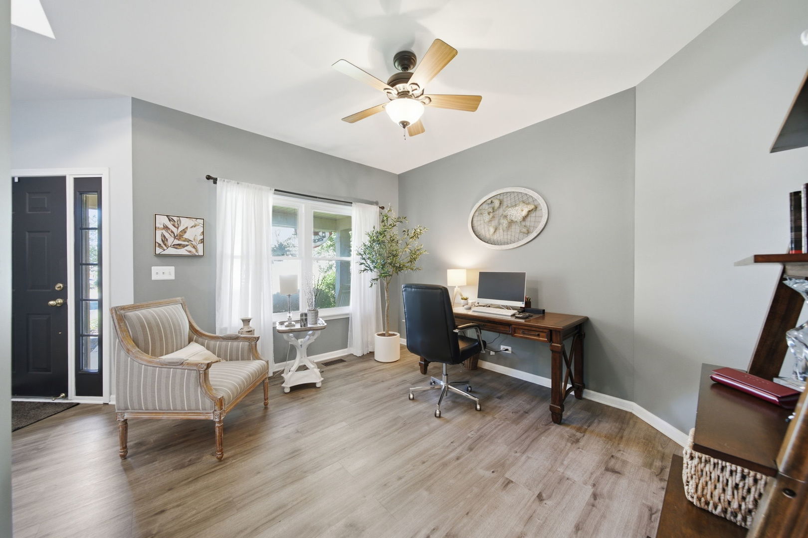 12671604 Property Photo 4