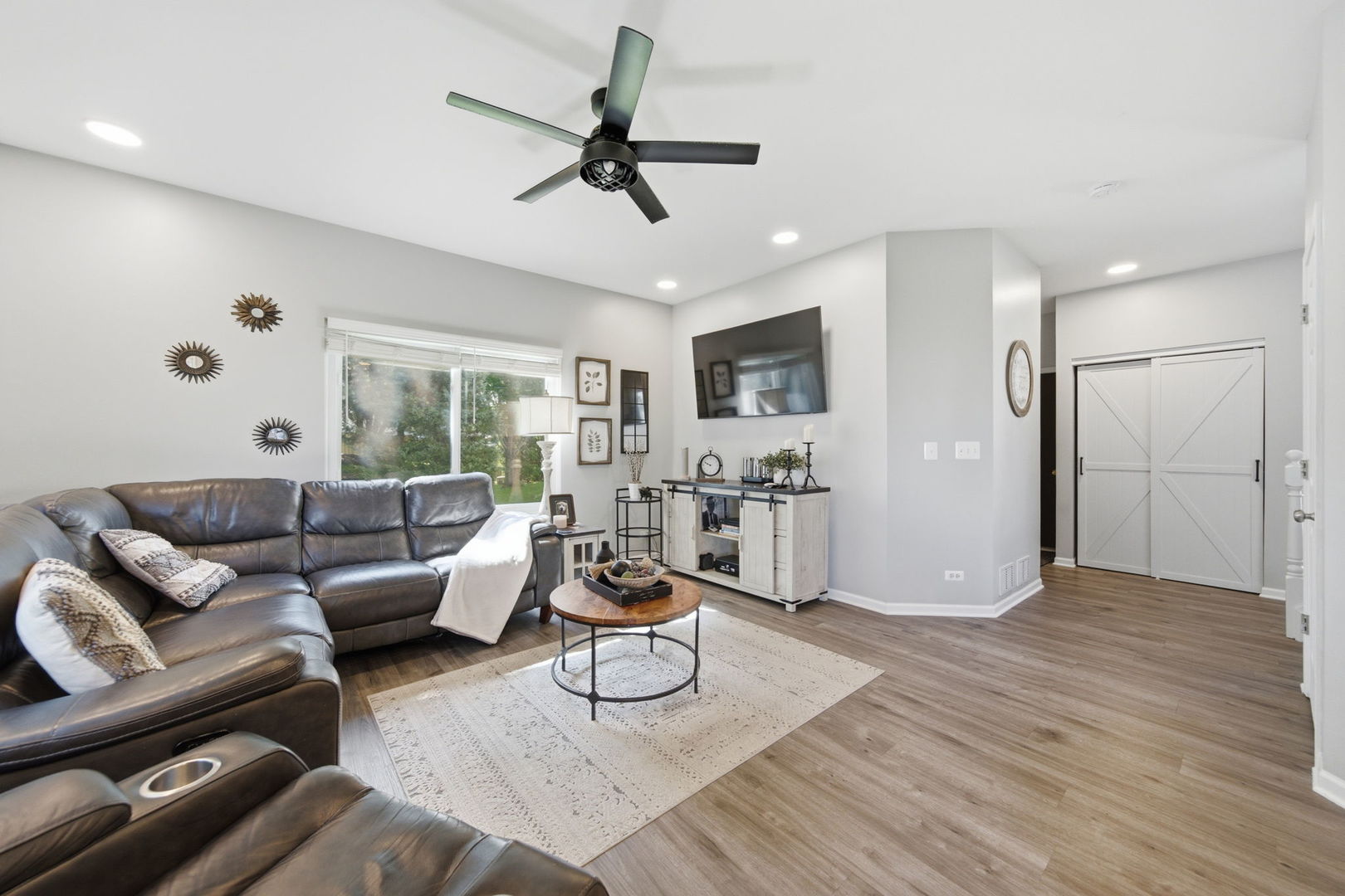 12671604 Property Photo 14