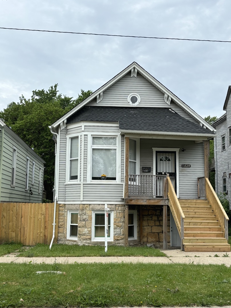 7828 S Escanaba Avenue Property Photo 1