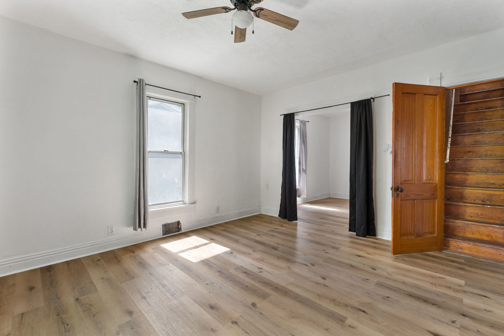 1010 6th Avenue Property Photo 5