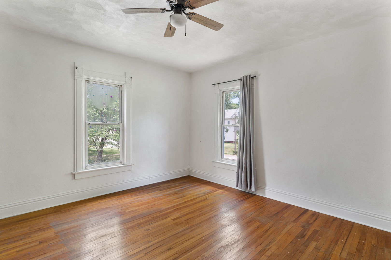 1010 6th Avenue Property Photo 9