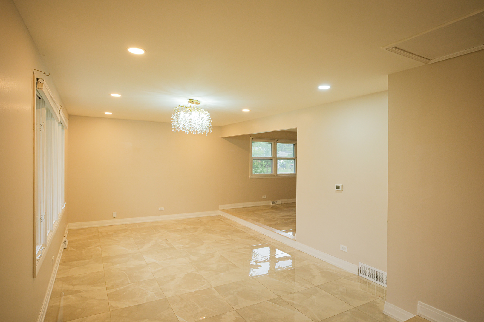 10459 S 81st Avenue Property Photo 14