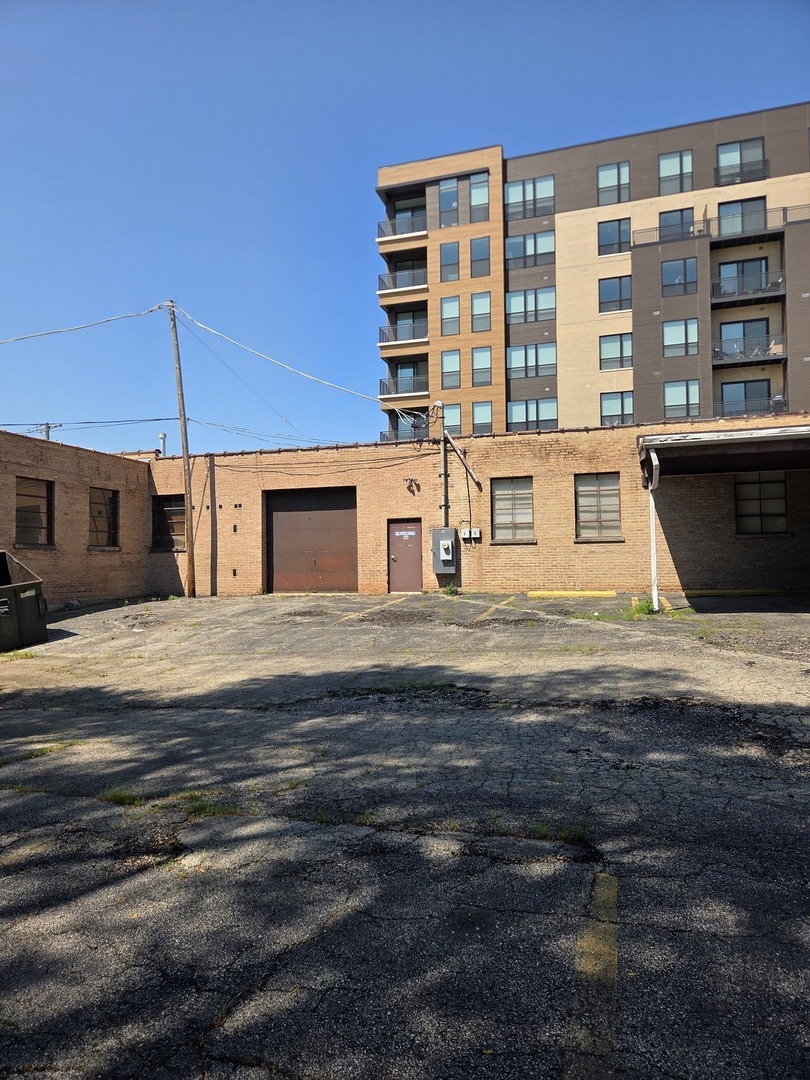237 E Prospect Avenue Property Photo 1