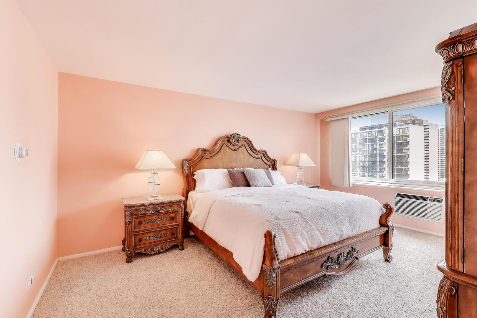 1440 N Lake Shore Drive 16e Property Photo 11
