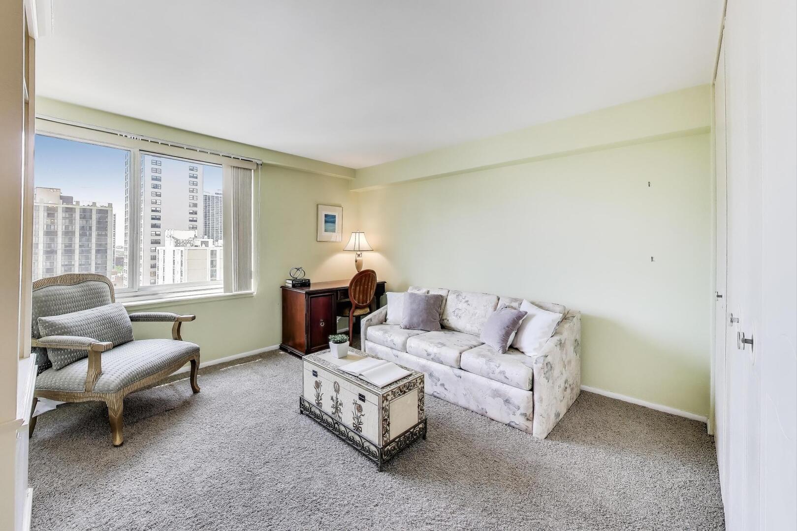 1440 N Lake Shore Drive 16e Property Photo 16