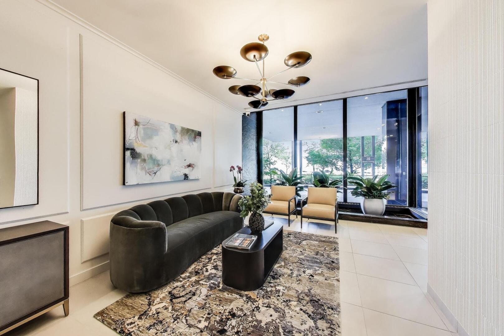 1440 N Lake Shore Drive 16e Property Photo 22