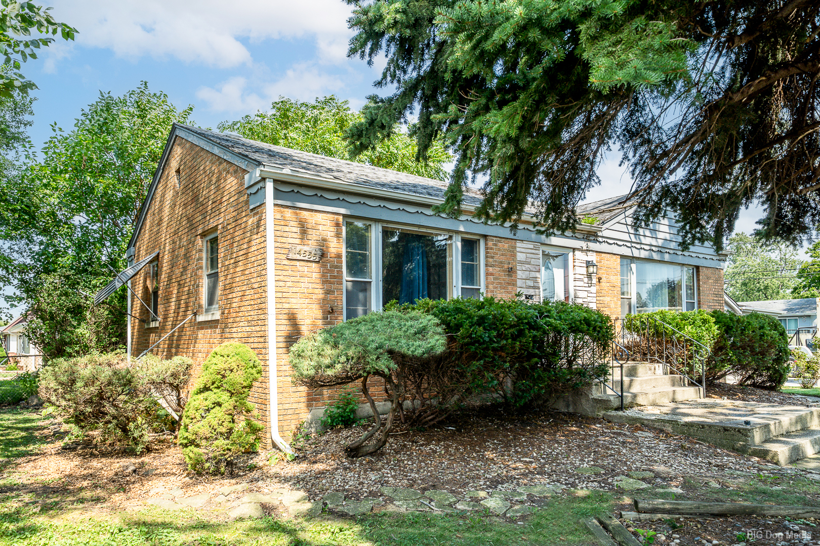 12671755 Property Photo 1