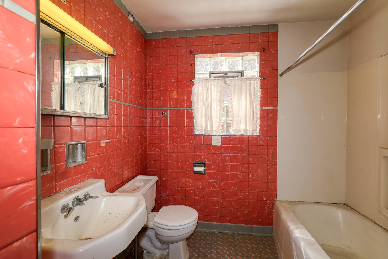 5337 S Springfield Avenue Property Photo 7