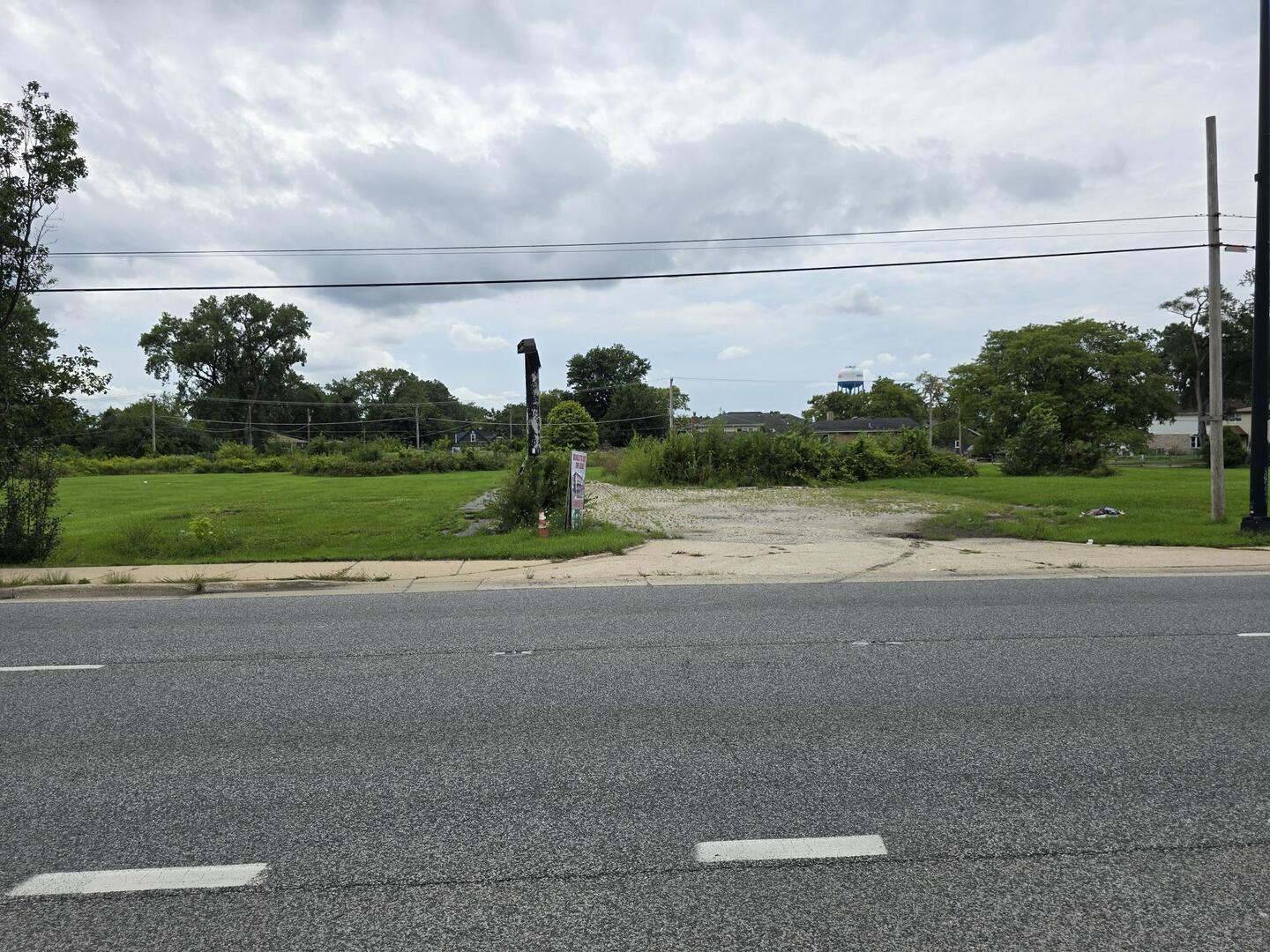 7200 S Harlem Avenue Property Photo 1