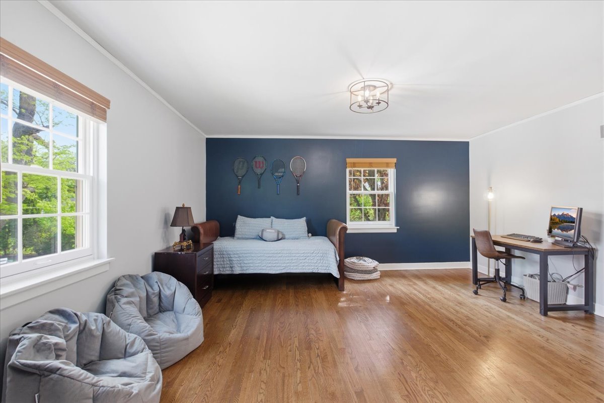9343 Hamlin Avenue Property Photo 27