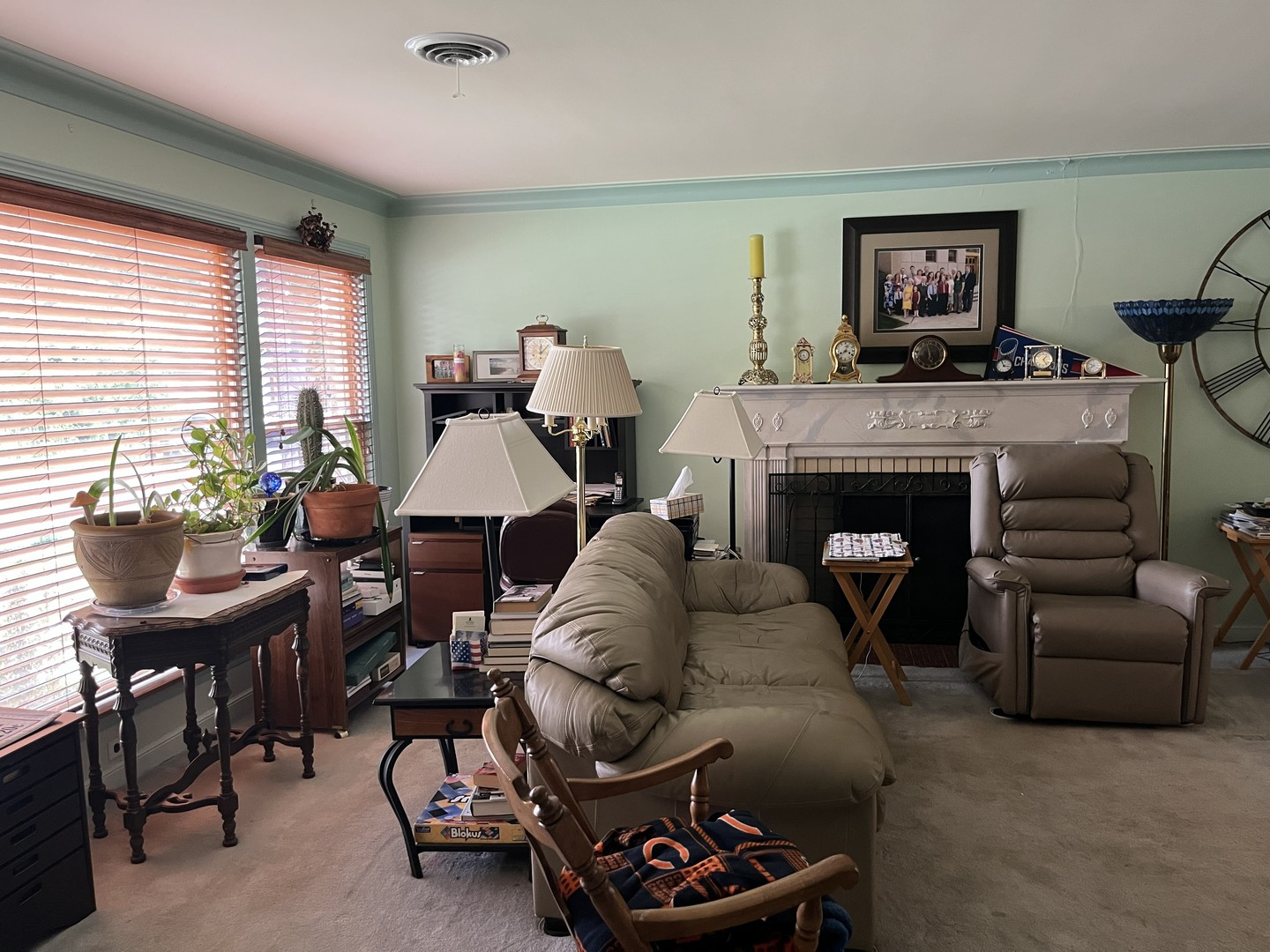 9414 S Bell Avenue Property Photo 3