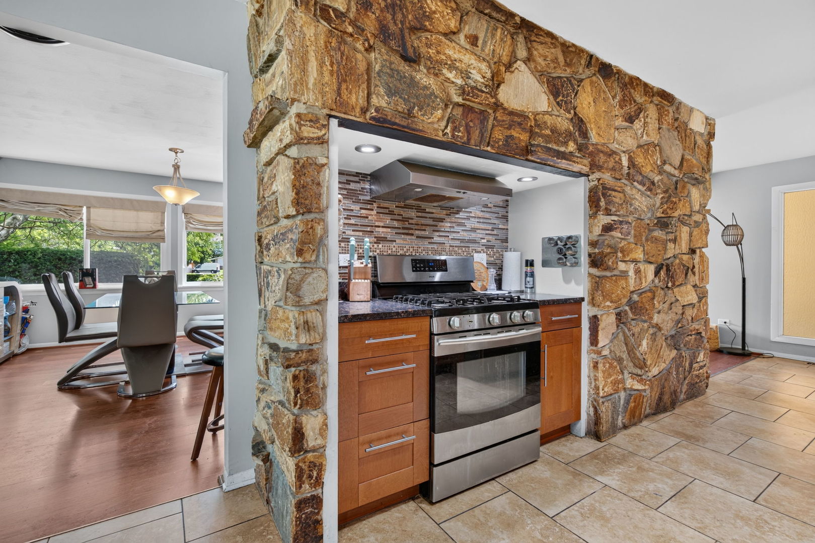 21000 Apollo Circle Property Photo 6