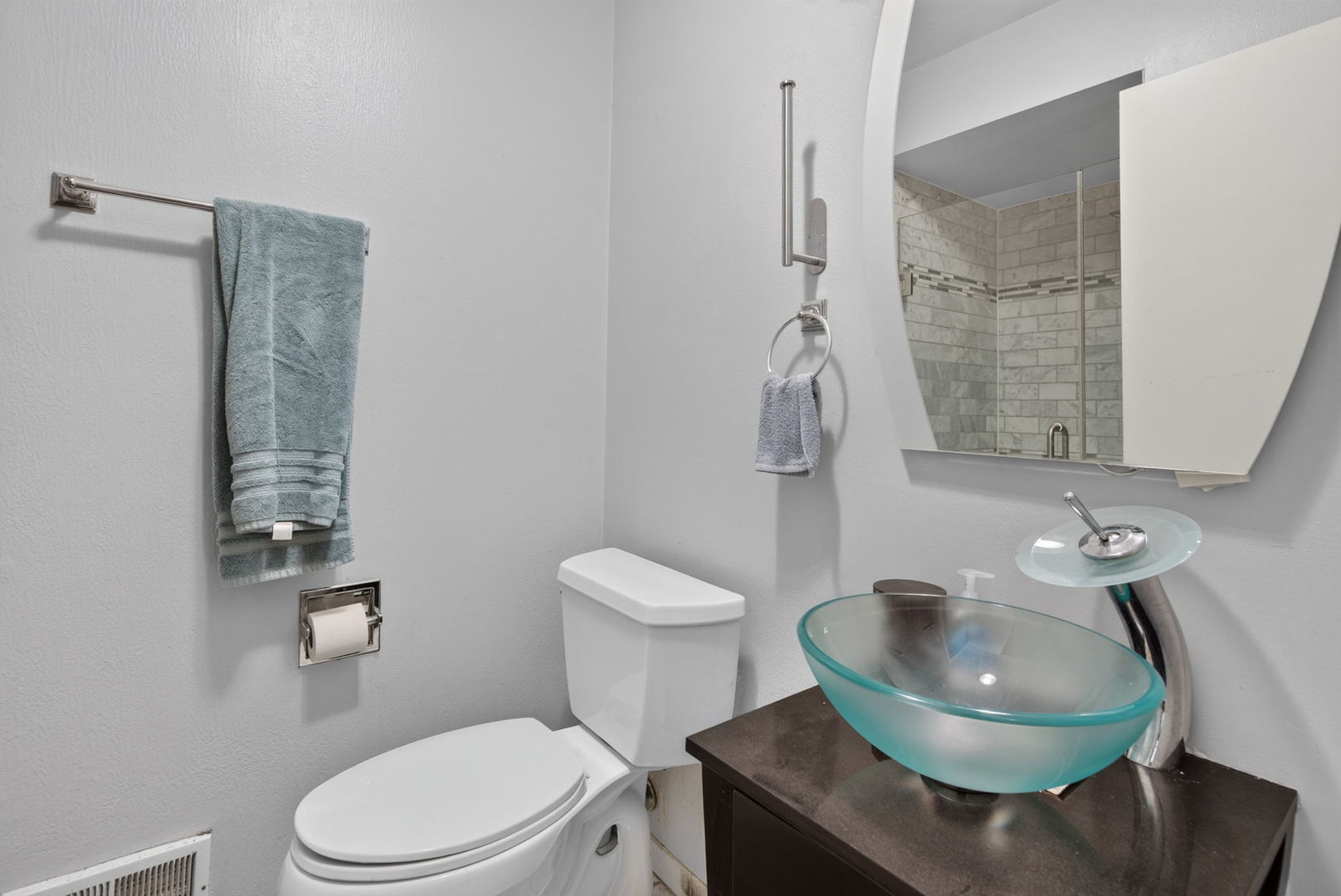 21000 Apollo Circle Property Photo 11
