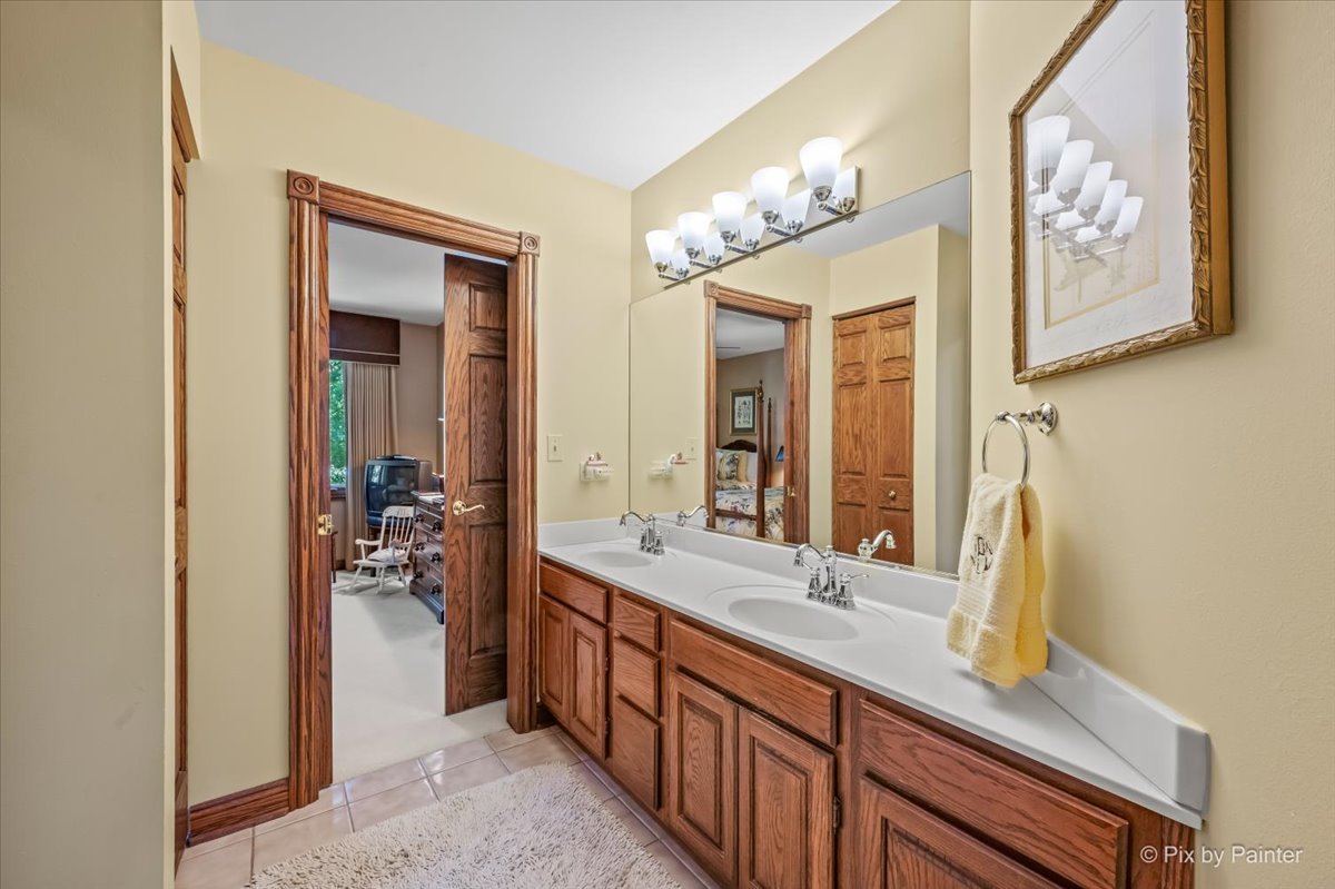 554 W Rosiland Drive Property Photo 41
