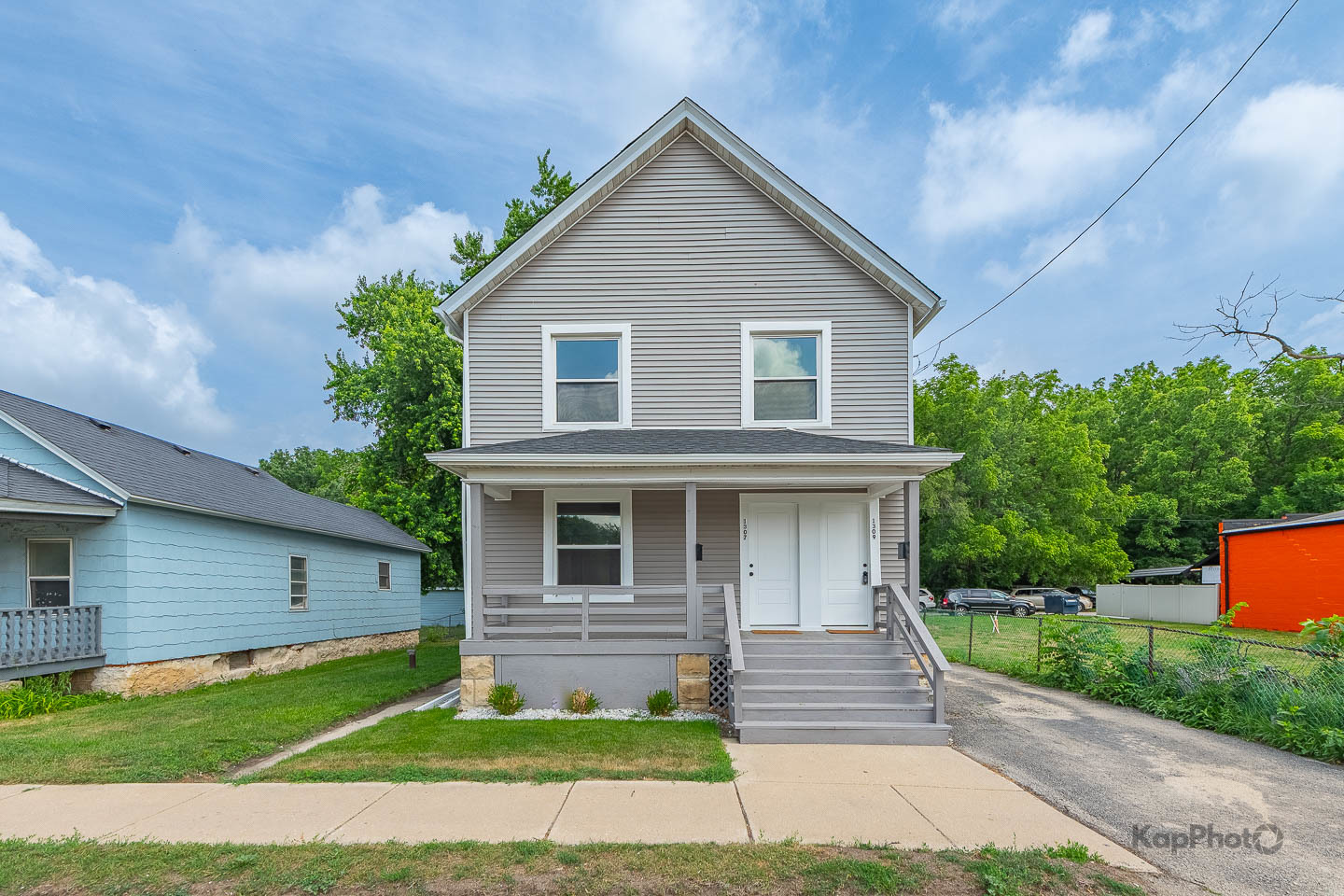 1307 E Cass Street Property Photo 1