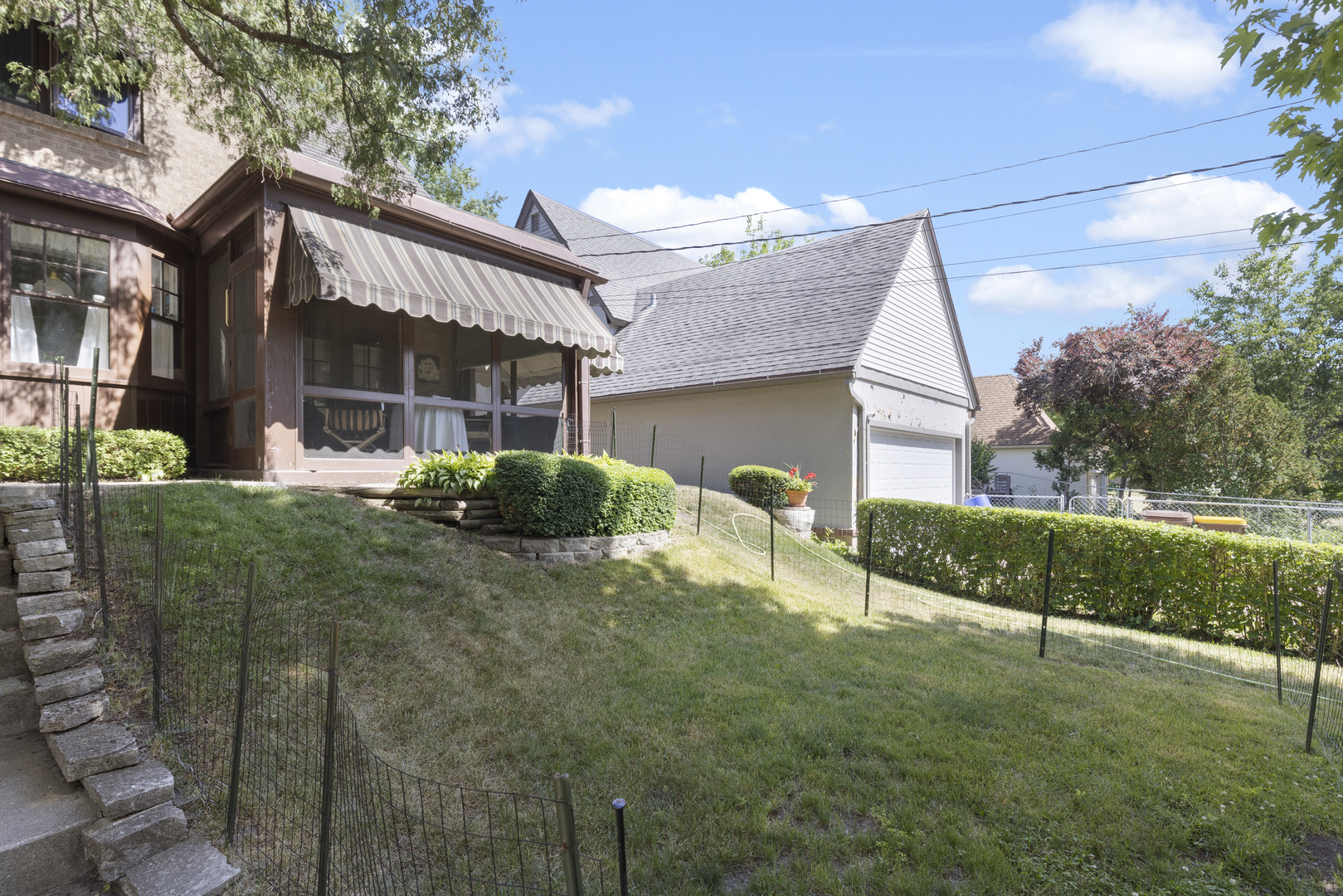 324 N Gardiner Property Photo 2