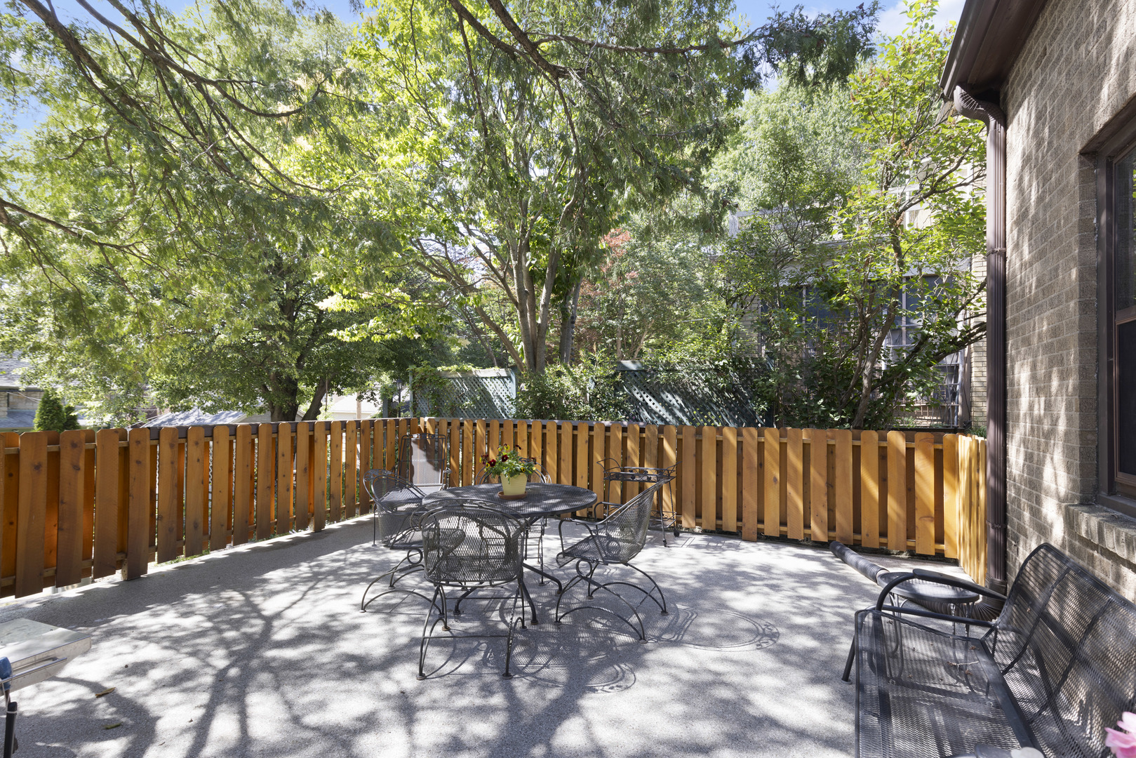 324 N Gardiner Property Photo 5