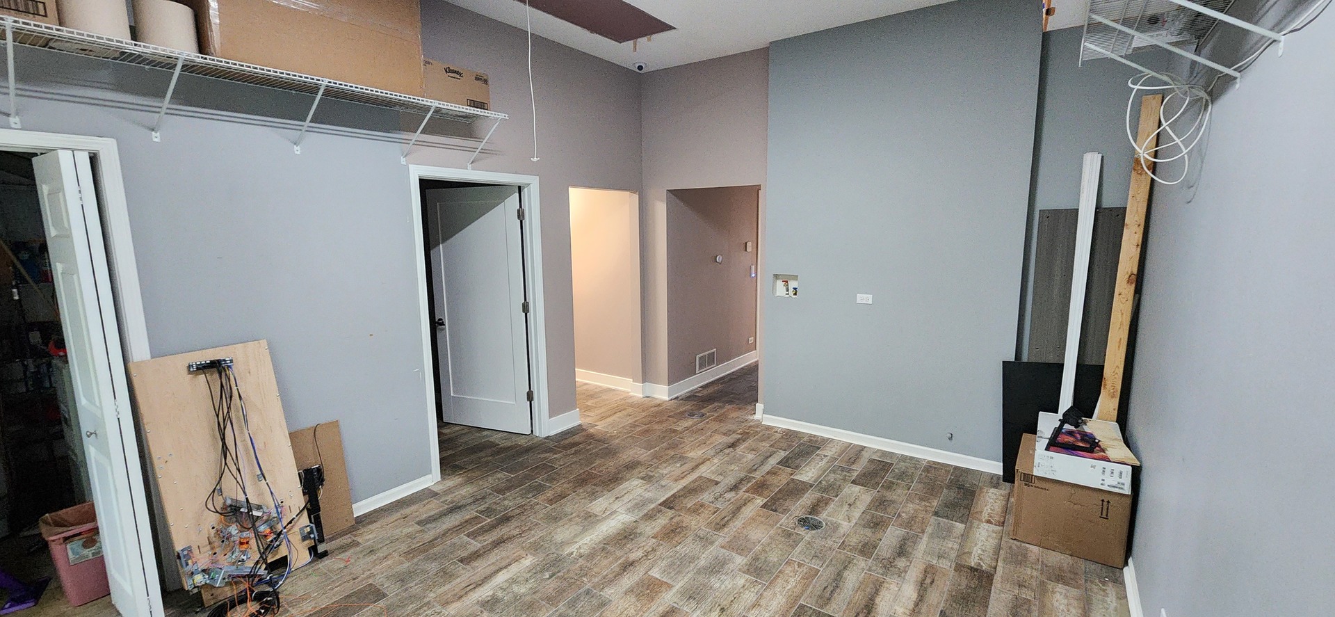 2541 Division Street 103-104 Property Photo 24