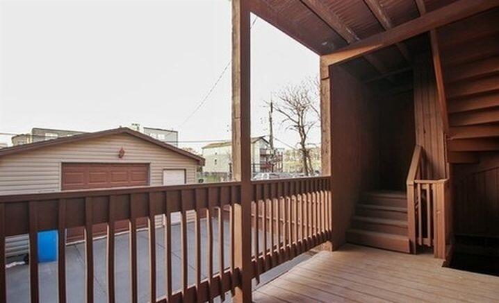 1124 S Sacramento Boulevard Property Photo 3