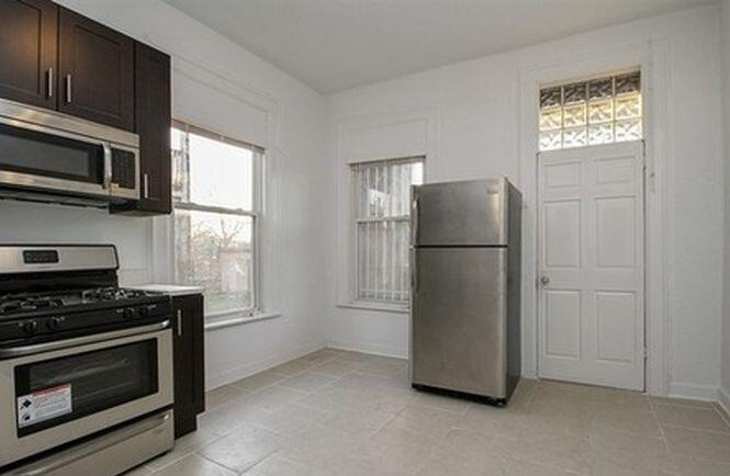 1124 S Sacramento Boulevard Property Photo 4