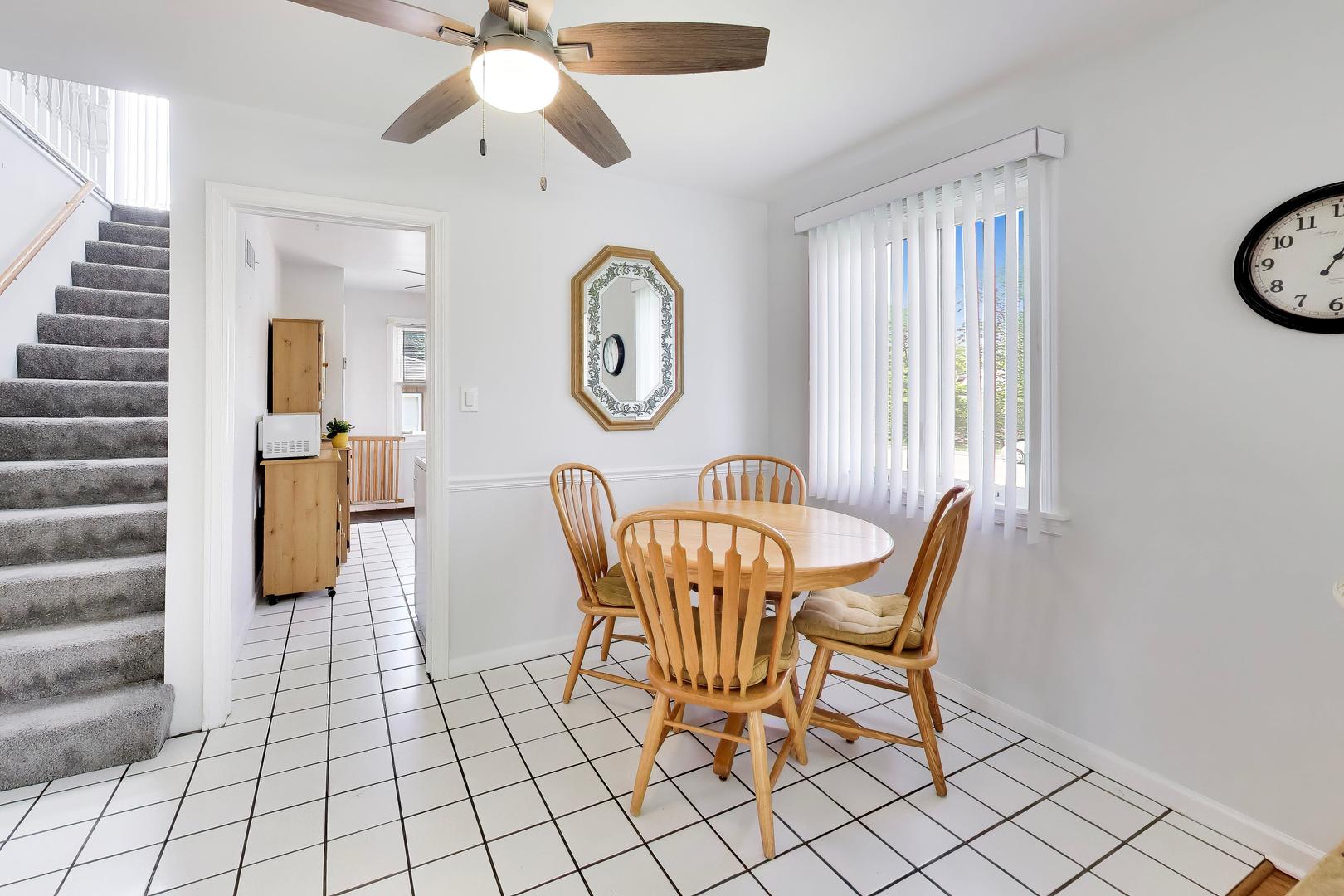6040 N Niagara Avenue Property Photo 5