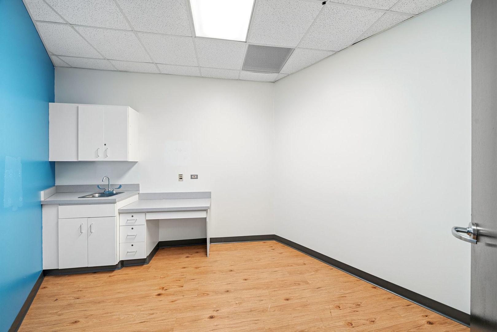 6059 S Ashland Avenue Property Photo 17