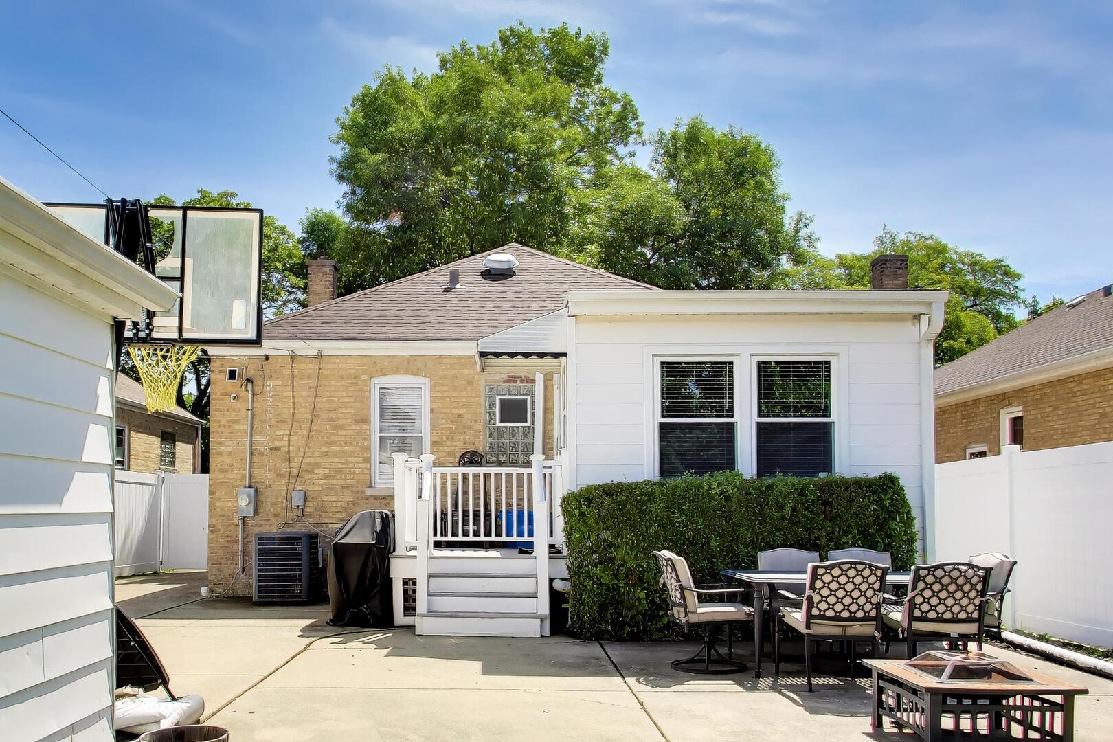 5116 N Nordica Avenue Property Photo 16