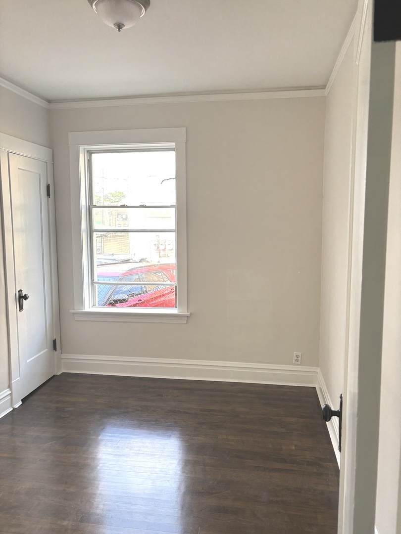 2737 W Belmont Avenue 1 Property Photo 13