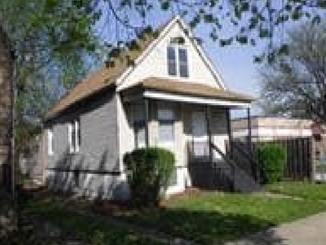 7516 S Lafayette Avenue Property Photo 3