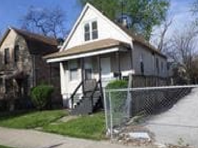 7516 S Lafayette Avenue Property Photo 4