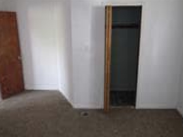 7516 S Lafayette Avenue Property Photo 14