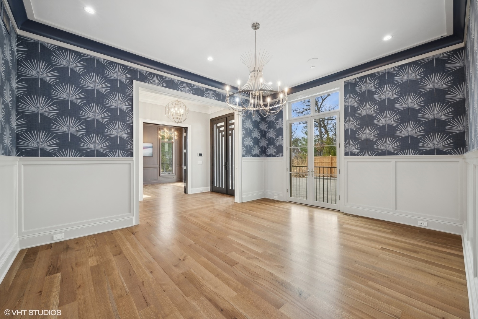 455 Sheridan Road Property Photo 13