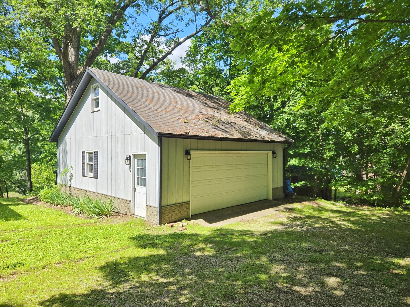 11 Chairtree Court Property Photo 9